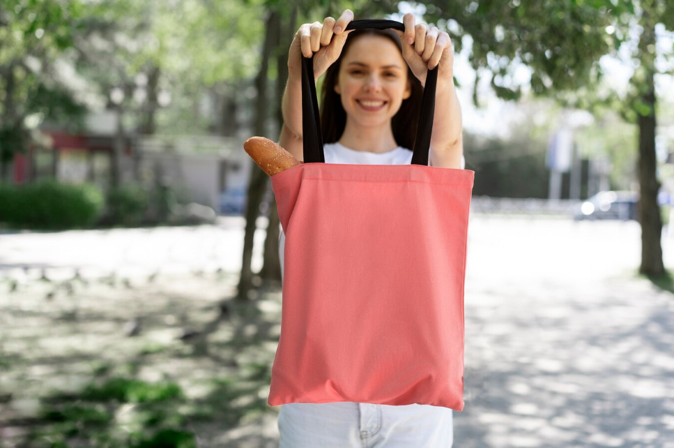 Pink Tote Bags Wholesale: Pretty, Practical, and Perfect for Retail