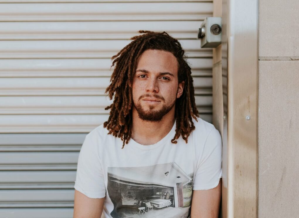 Wholesale Round Neck T Shirt for Men: A Professional Guide