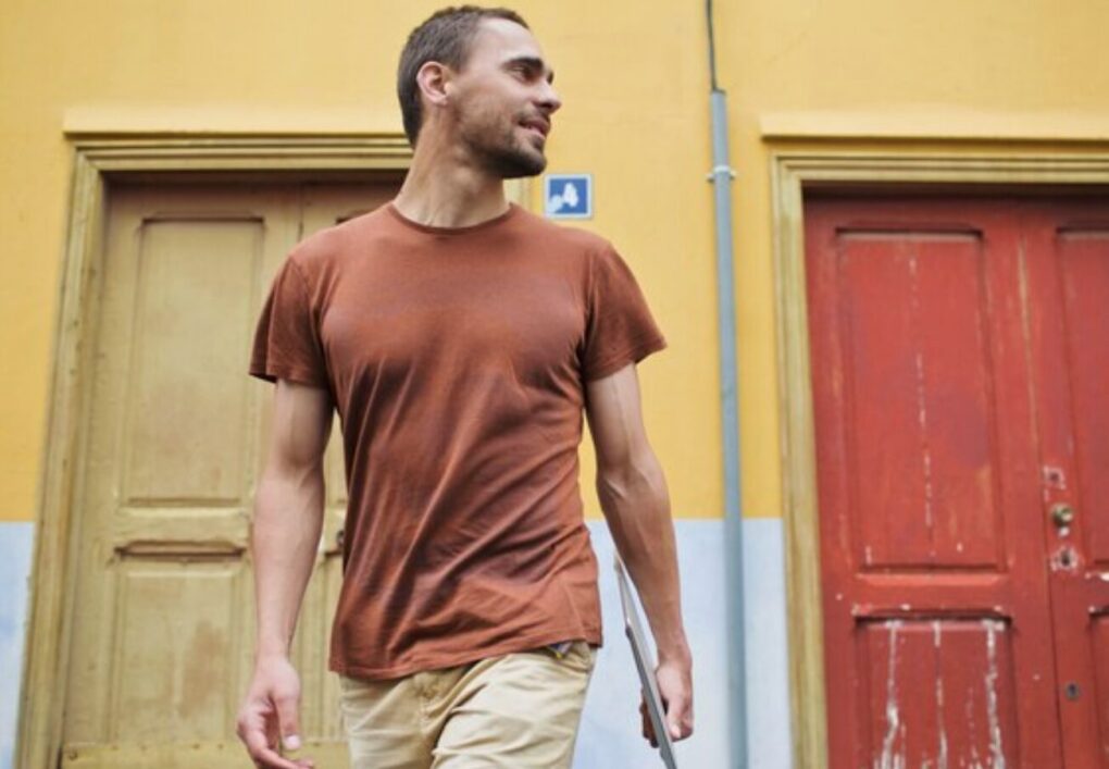 Wholesale Brown T-Shirt for Men: A Professional Guide
