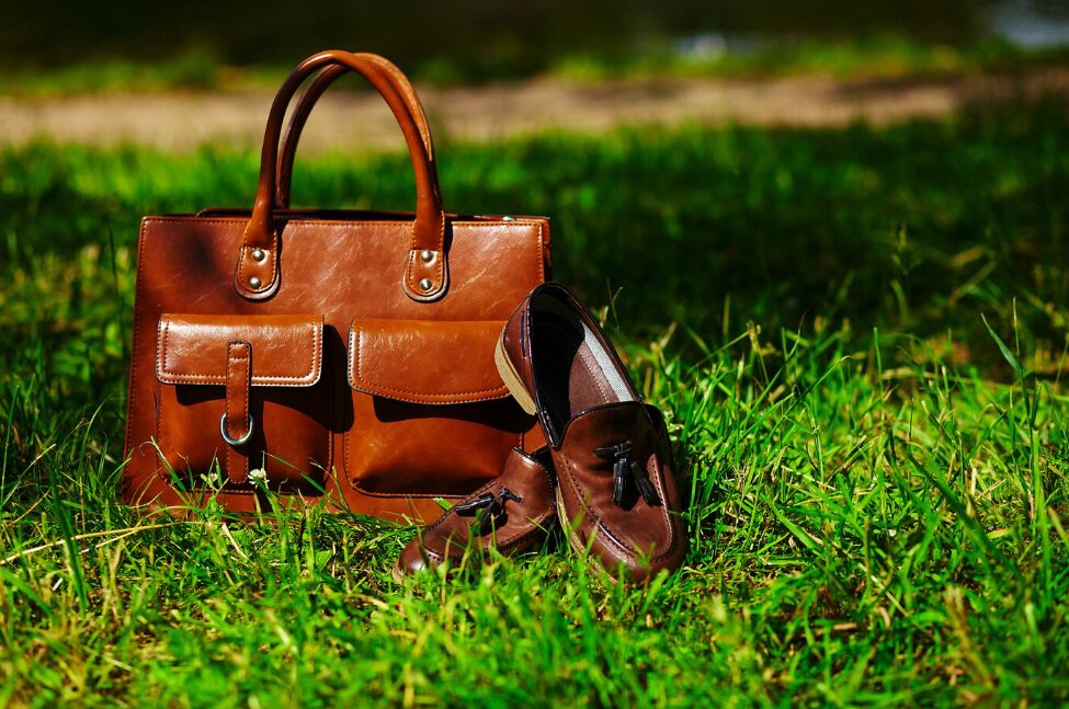 Quality Unveiled: The Craftsmanship Behind Wholesale Soft Leather Handbags